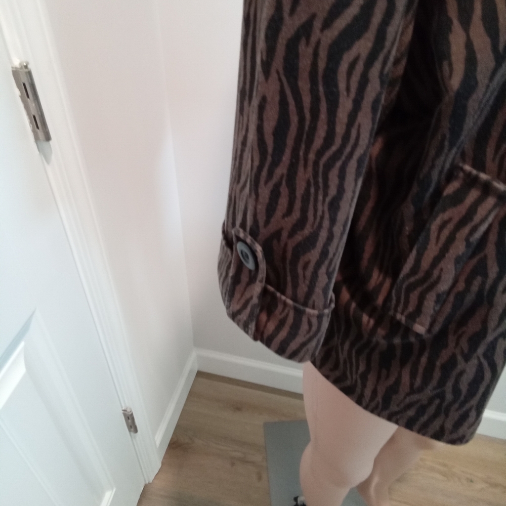 First Option Too Plus Size 16W Brown Zebra Print Coat - Picture 4 of 14
